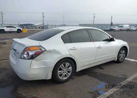 2010 Nissan Altima 2.5 S z USA, uszkodzony, nr VIN 1N4AL2AP8AC138281